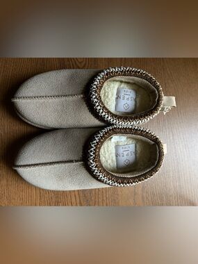 Kids Cozy Slip-On Moccasin Slippers in Tan with Faux Shearling
